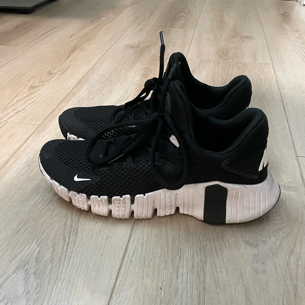 Nike Women’s Free Metcon 4